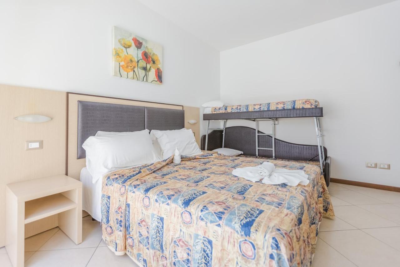 Hotel Bremen Rimini Esterno foto