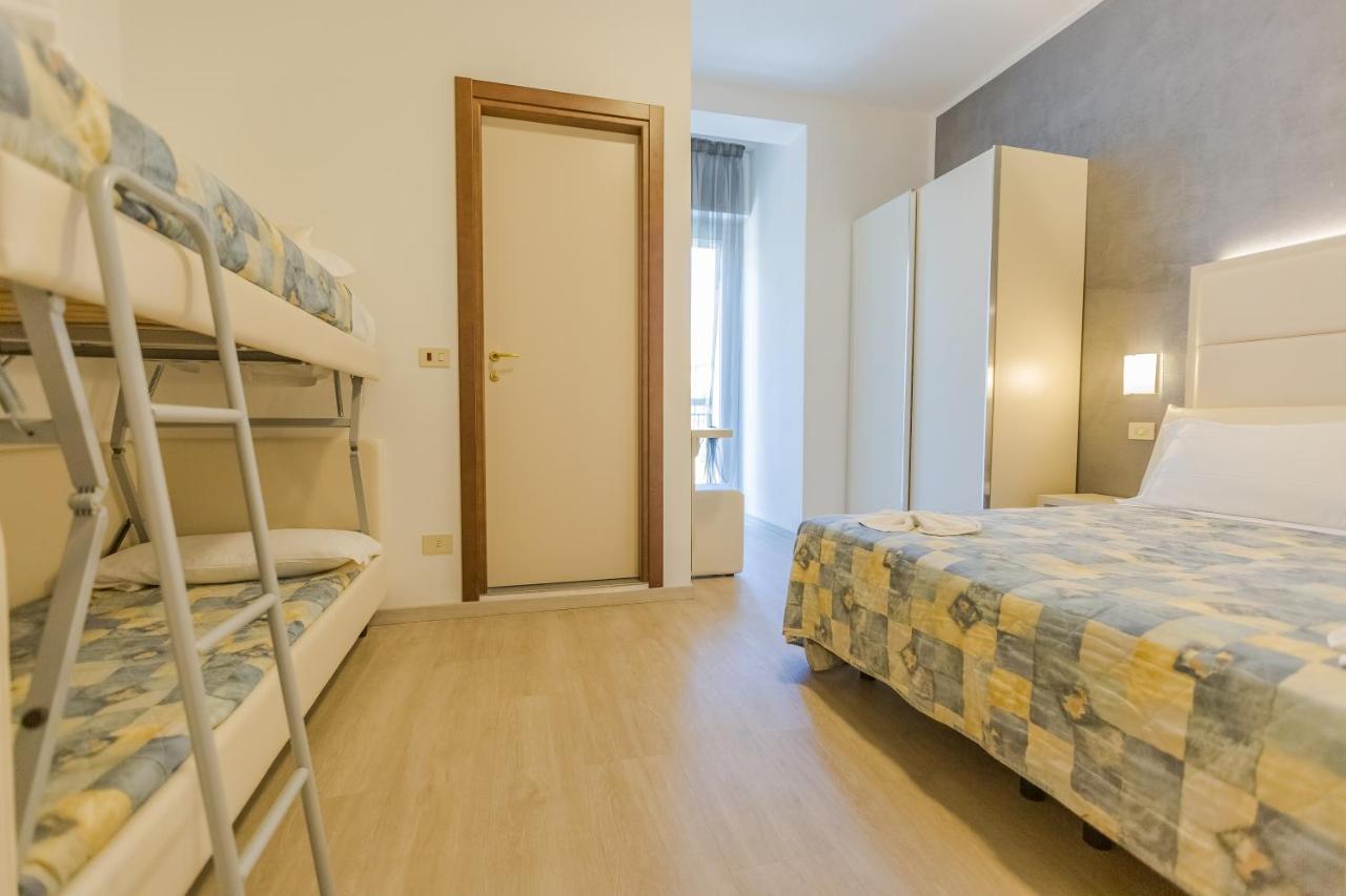 Hotel Bremen Rimini Esterno foto