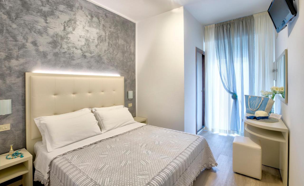 Hotel Bremen Rimini Esterno foto